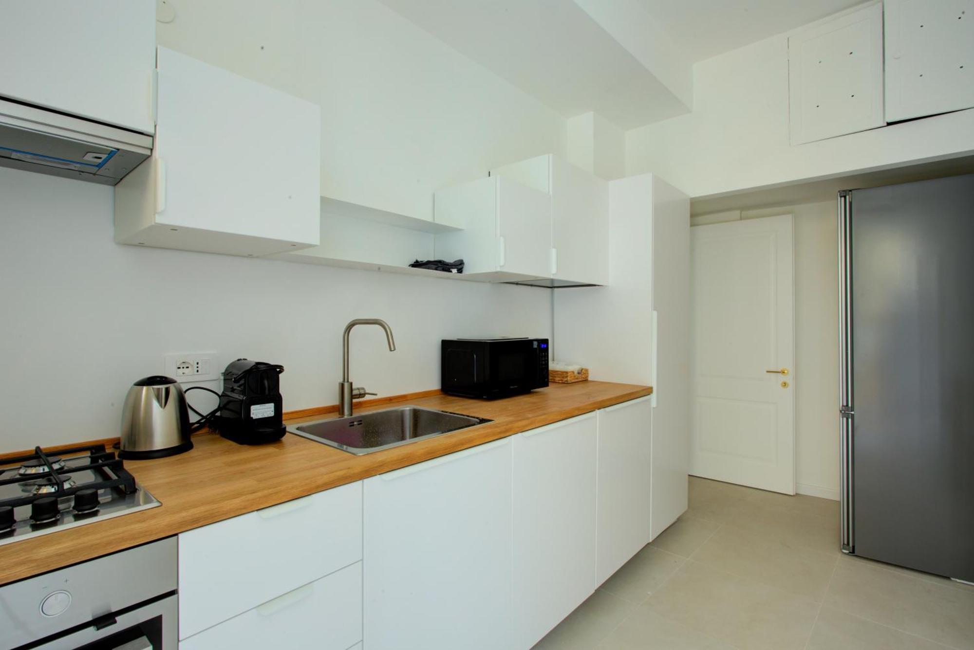 Casa Beba - Via San Marino 38 *